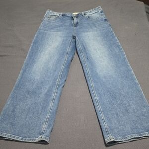 Classic Denim Wide-Leg Jeans